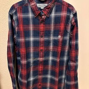 Aeropostale Men's Navy and Red Plaid Button Down Shirt